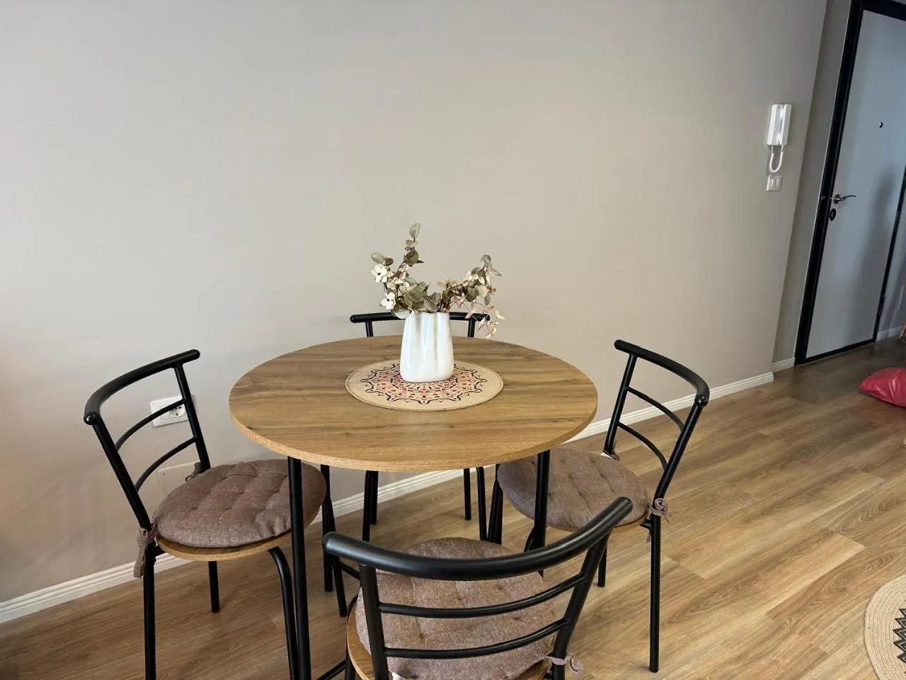 Olivia House Apartment Yzberish
